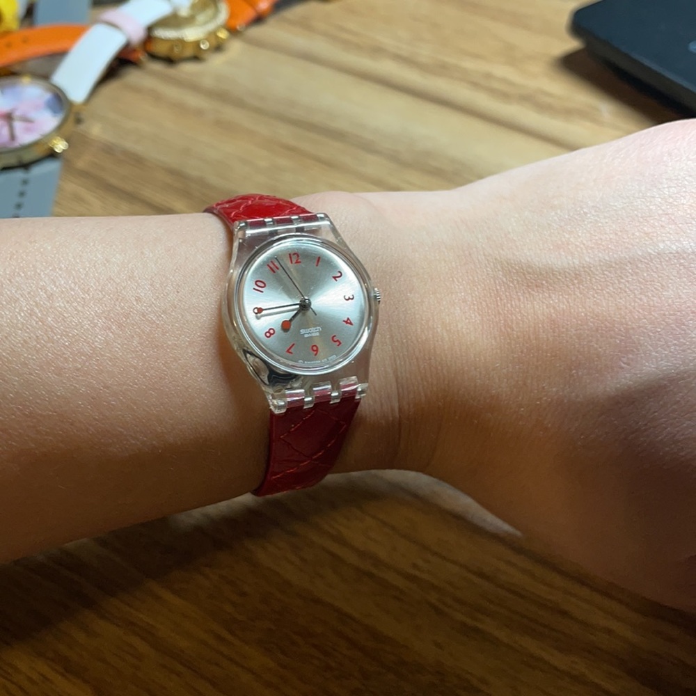 Swatch watch Strawberry Jam LK243 Red Leather Band 25mm Year 2004 Women's Works